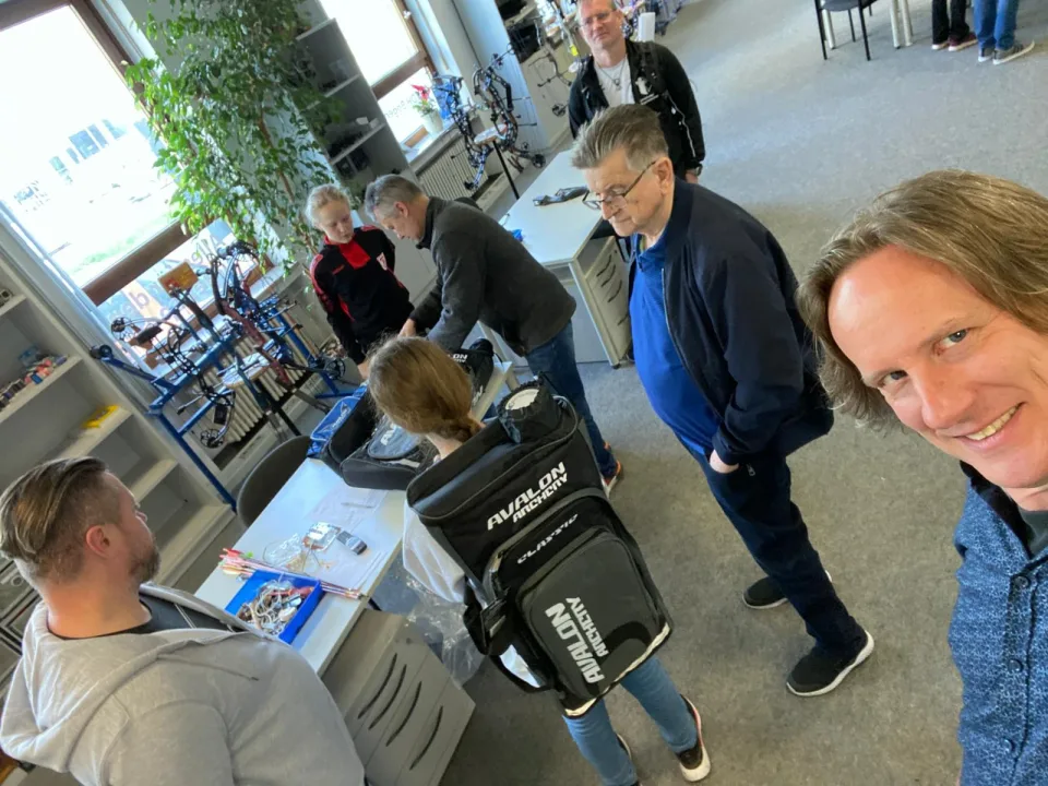 Metallbögen für unsere Nachwuchsschützen – Foto 4